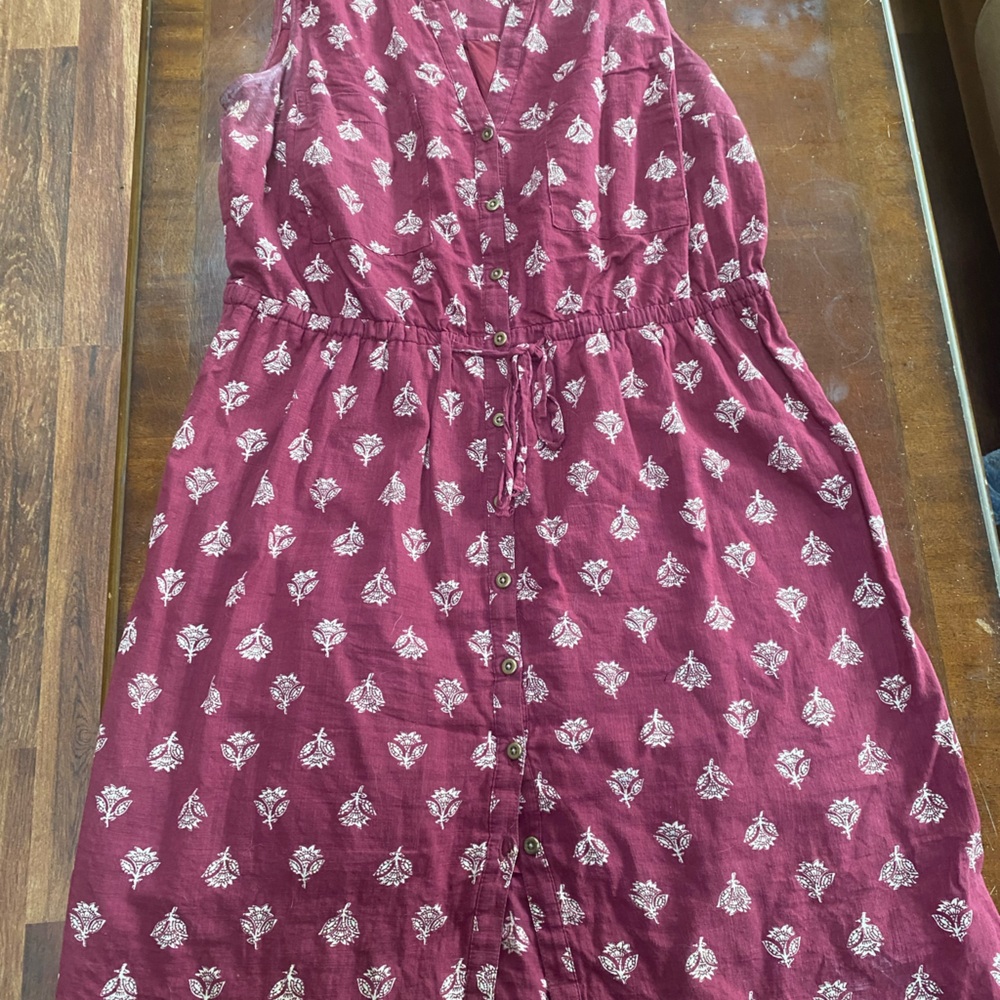 Old Navy Burgundy Floral Dress